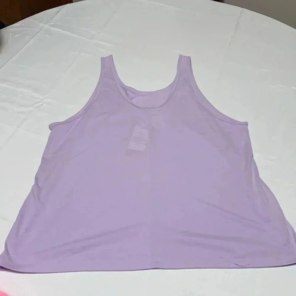 REEBOK Women’s Shirt, Size XL. - Picture 3 of 3